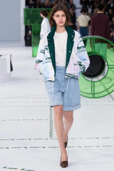 Look 35
